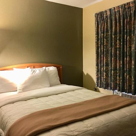 Scottish Inns Fayetteville Exterior photo