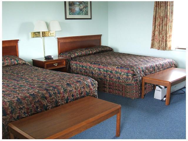 Scottish Inns Fayetteville Room photo